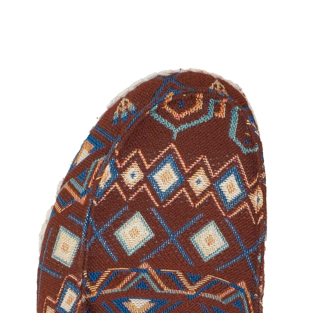 Roper Women's Aztec Print Canvas Slip-On Shoes - Image 6