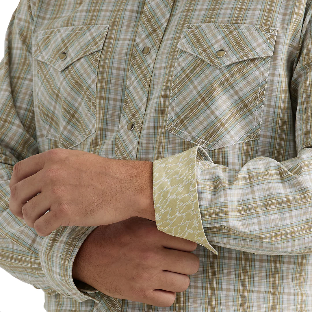 Wrangler 20X Competition Advanced Comfort Long Sleeve Snap Shirt - Image 4